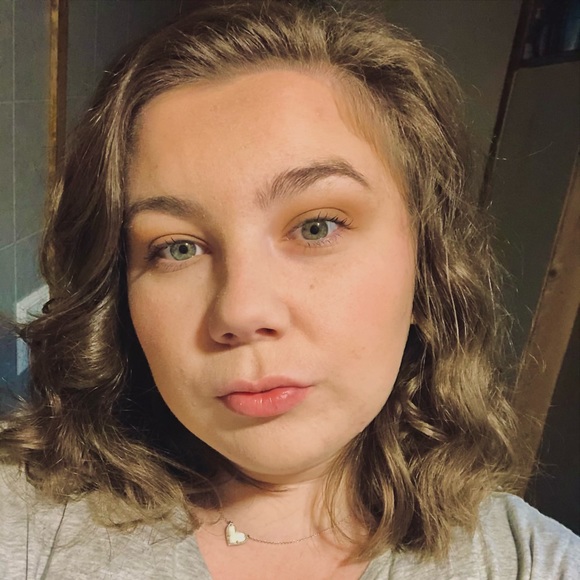 Meet your Posher, Delaneh - Picture 1 of 1